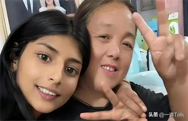 小黑妮结婚直播带货事件_扒一扒网红的黑料,_小黑妮网红翻车原因