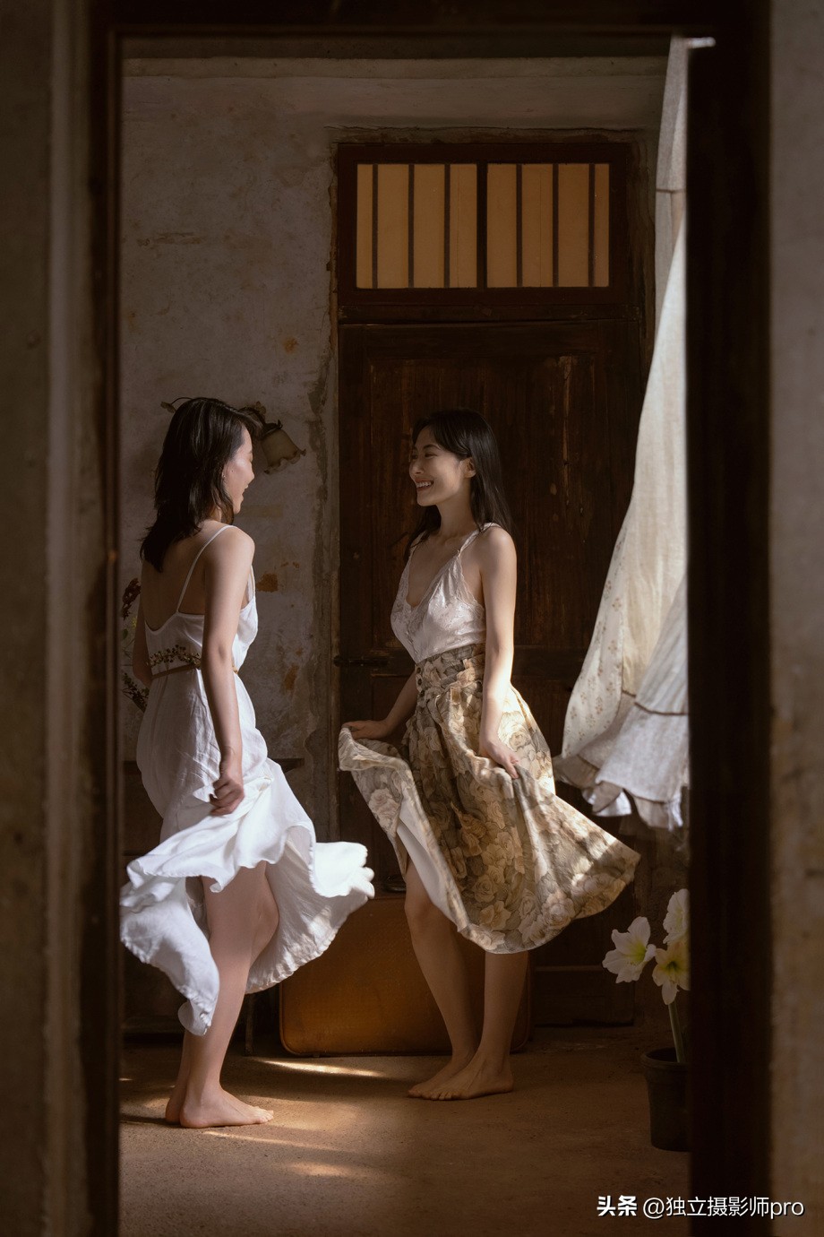 100种姿势摆拍双人_双人闺蜜写真_温馨氛围感人像摄影